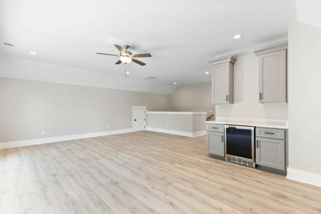 721 Arboretum Dr bonus room with kitchenette