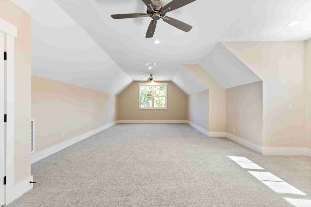 721 Arboretum Dr bonus room 4
