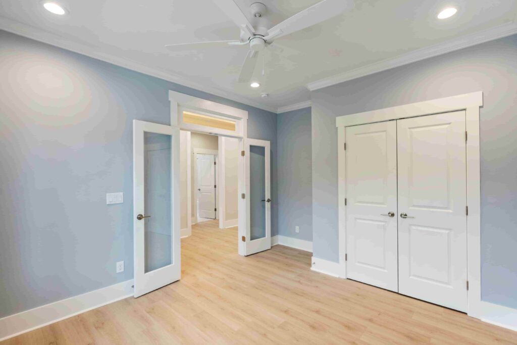 453 motts forest road blue room